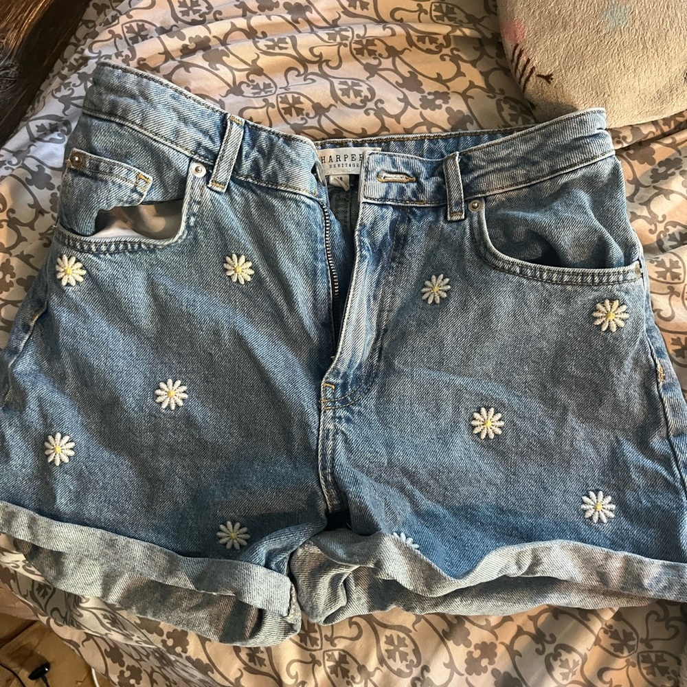 Jean shorts size 26 with daisies